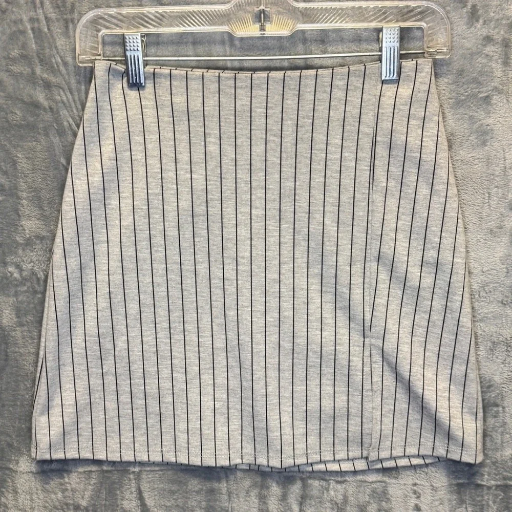 2131 | Altar'd State Pinstripe Stretch Mini Skirt Grey Women Size S